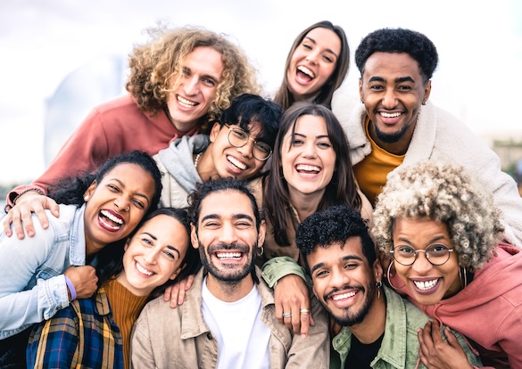 Multi,Ethnic,Guys,And,Girls,Taking,Selfie,Outdoors,With,Backlight Multi ethnic guys and girls taking selfie outdoors with backlight - Happy life style friendship concept on young multicultural people having fun day together in Barcelona